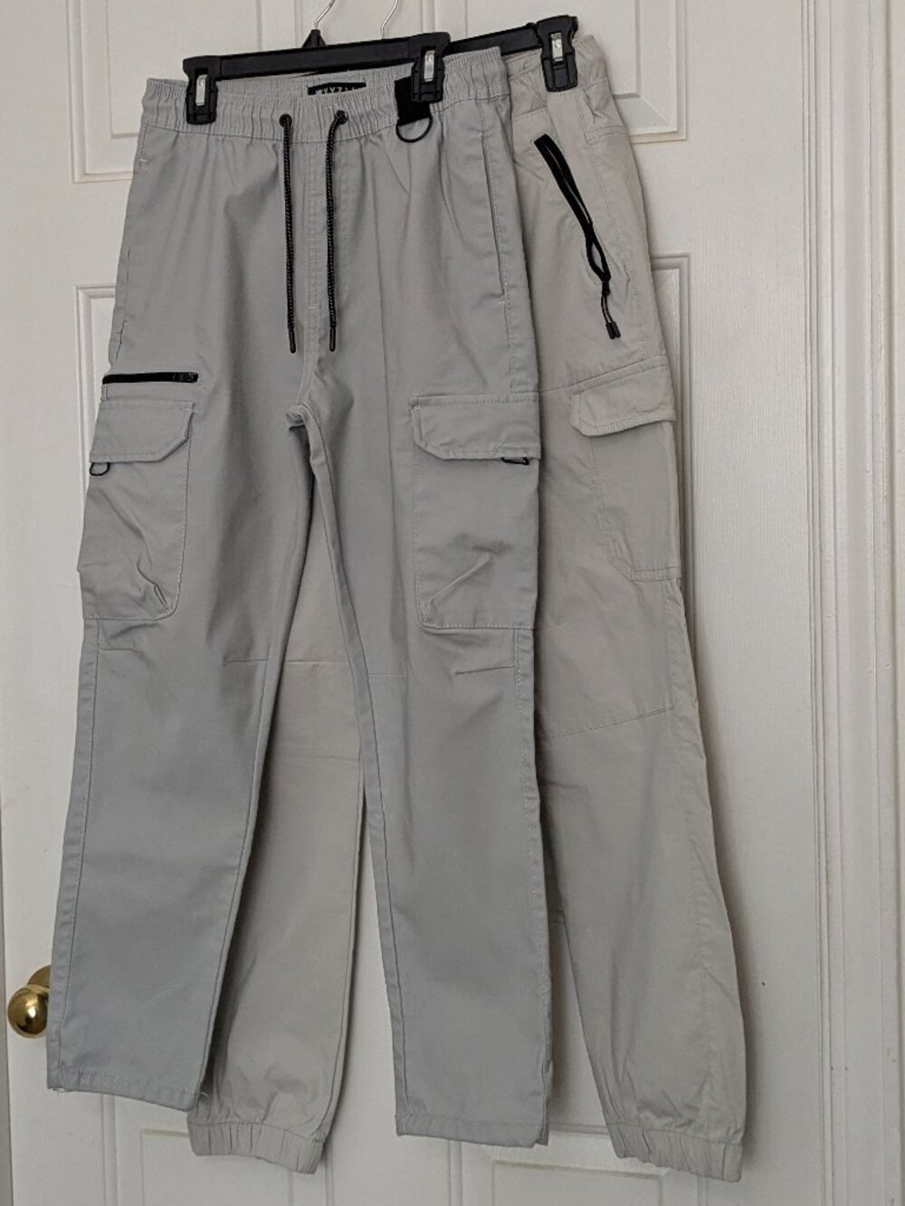2 Pants WXYZ & Benjamin black Pants Size S , M Gray / Beige